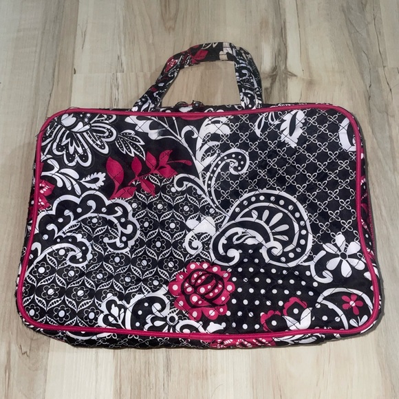 Modella Pink and Black Quilted Cosmetic Bag with Paisley Trim - Picture 2 of 7